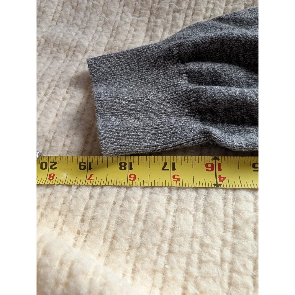 Tommy Hilfiger Knit M Gray Sweater Soft Comfort Cotton Pullover Embroidered Logo
